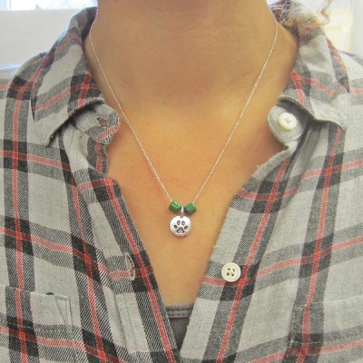 One-of-a-Kind Small Paw Print Circle Pendant with Green Beads Necklace